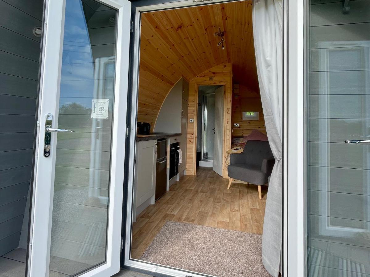 Waterpump Pod For 2 Adults With Ensuite In The Suffolk Countryside Badingham 外观 照片