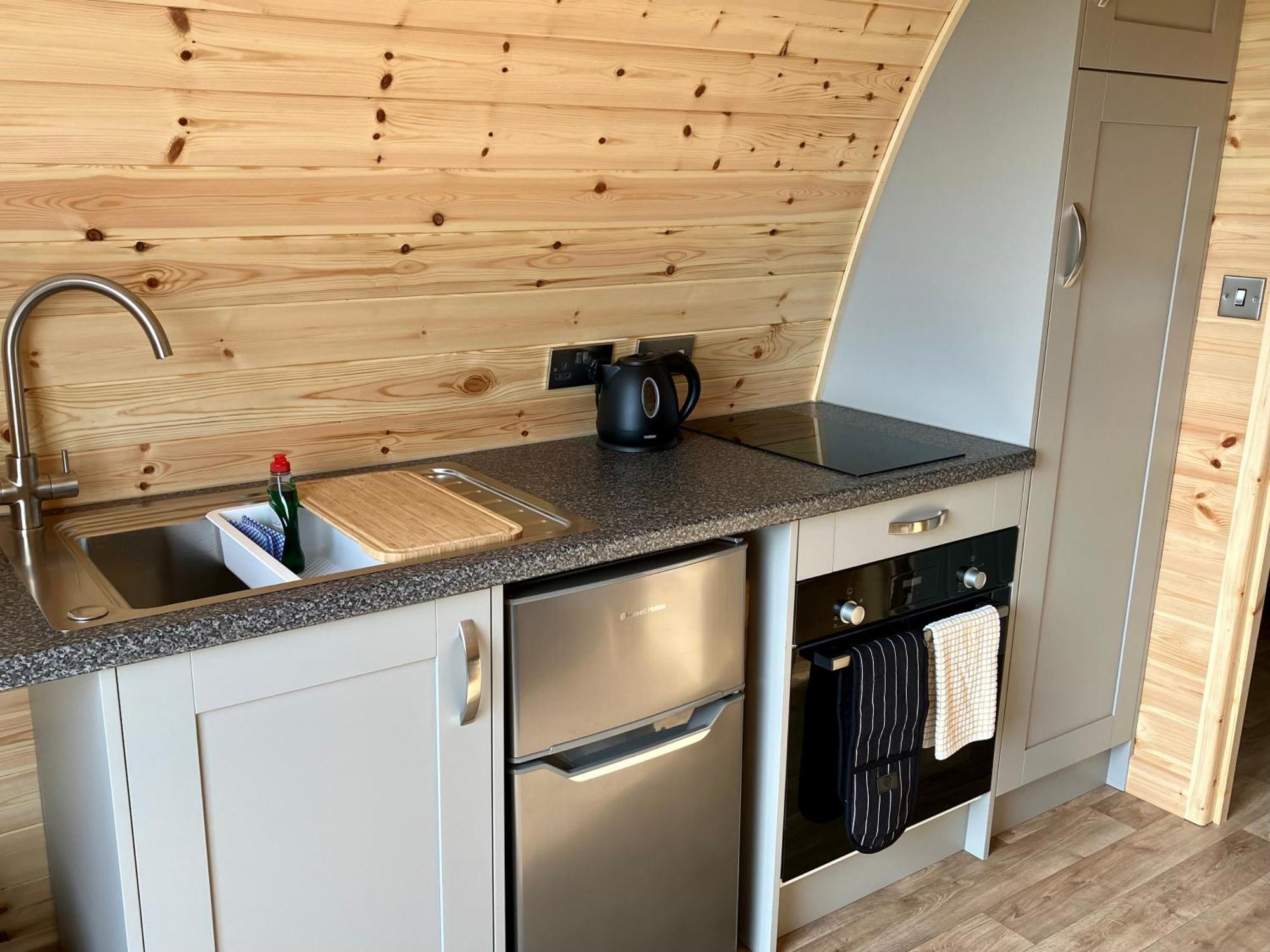 Waterpump Pod For 2 Adults With Ensuite In The Suffolk Countryside Badingham 外观 照片